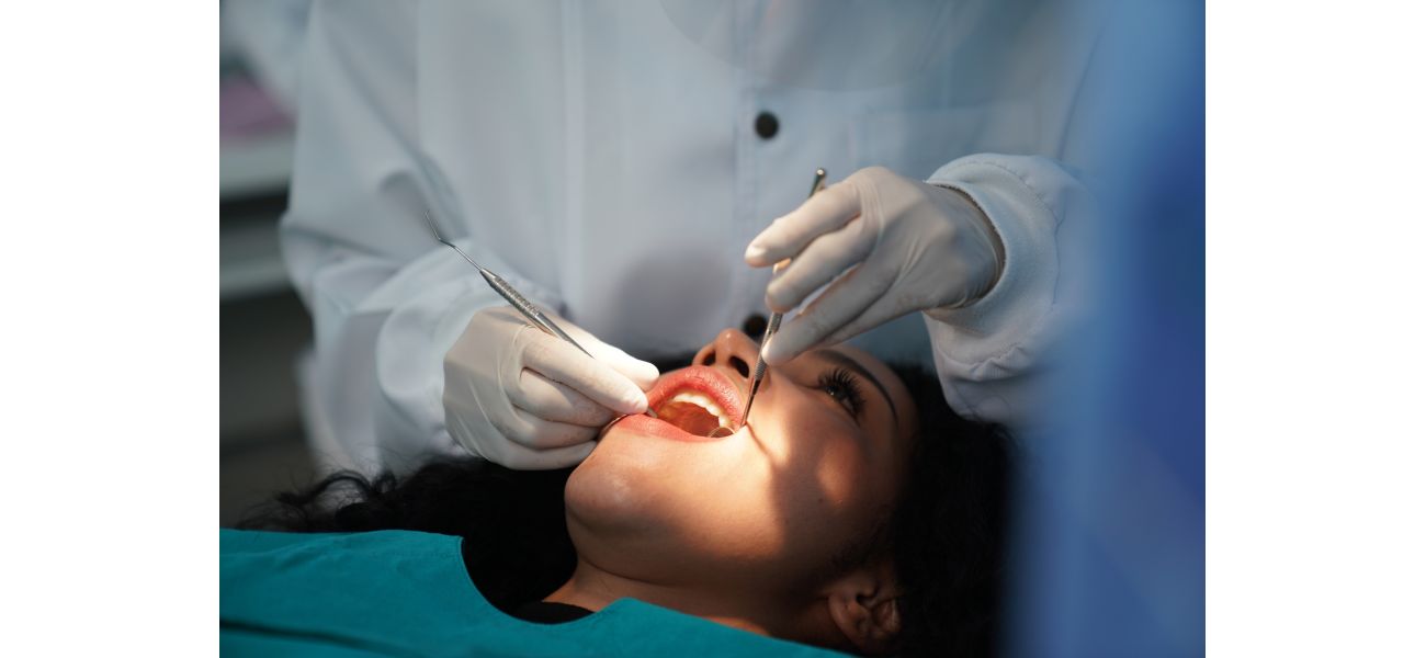 Your dentist can tell if you've given head based on certain signs and behaviors. These are the top 8 things they can spot.