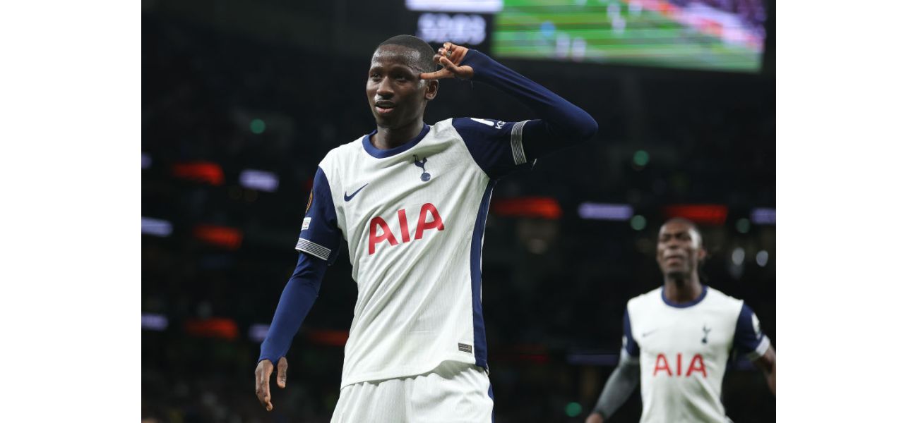 Tottenham takes a harsh shot at Arsenal after winning Europa League match with ten players.