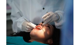 Your dentist can tell if you've given head based on certain signs and behaviors. These are the top 8 things they can spot.