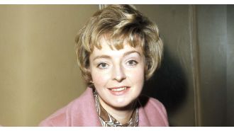British actress Barbara Leigh-Hunt, known for her collaborations with Alfred Hitchcock, passes away at the age of 88.