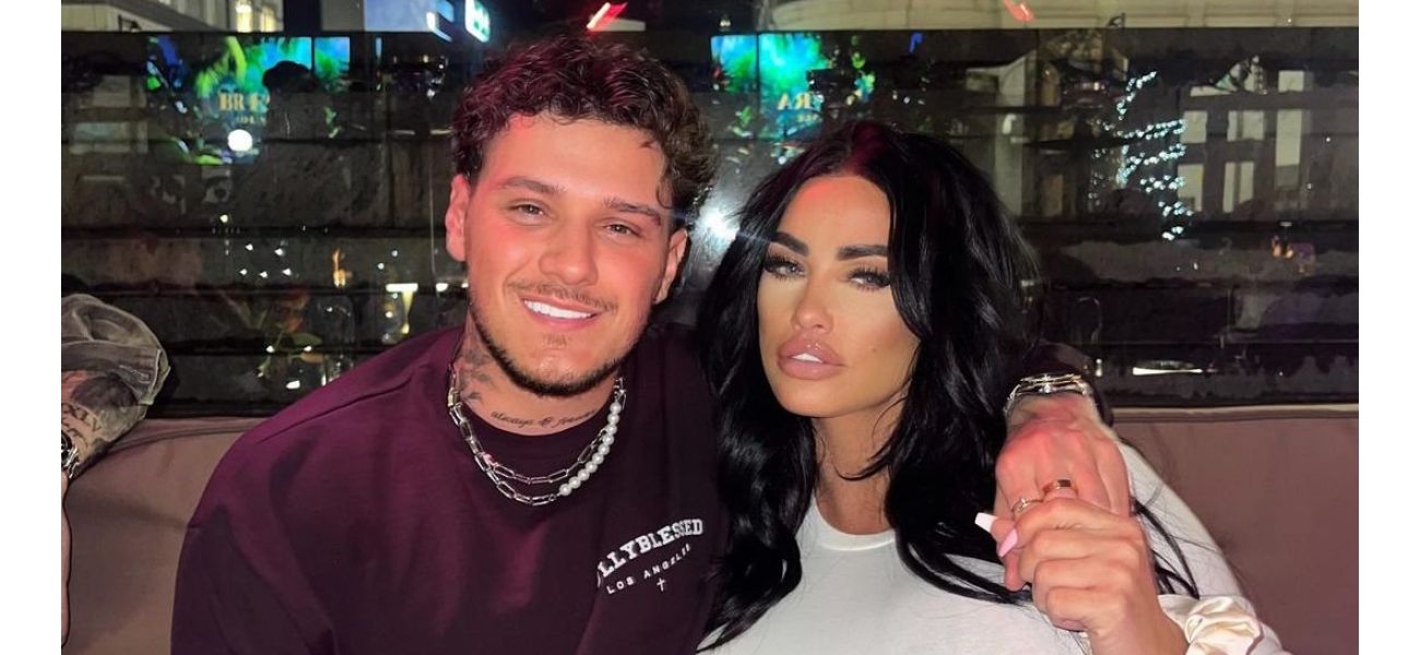Katie Price and JJ Slater go on vacation despite bankruptcy.