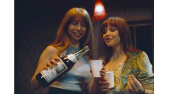 A 70s TV star is vying to take over Sean Wilson's role on Coronation Street when Gail leaves.