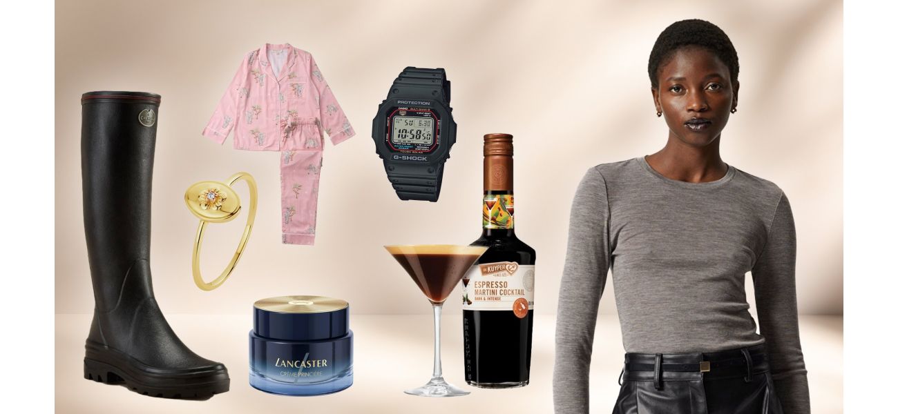A shopping expert shares their weekend purchases from John Lewis, Lancaster, Nobody's Child, Hoover, and more.