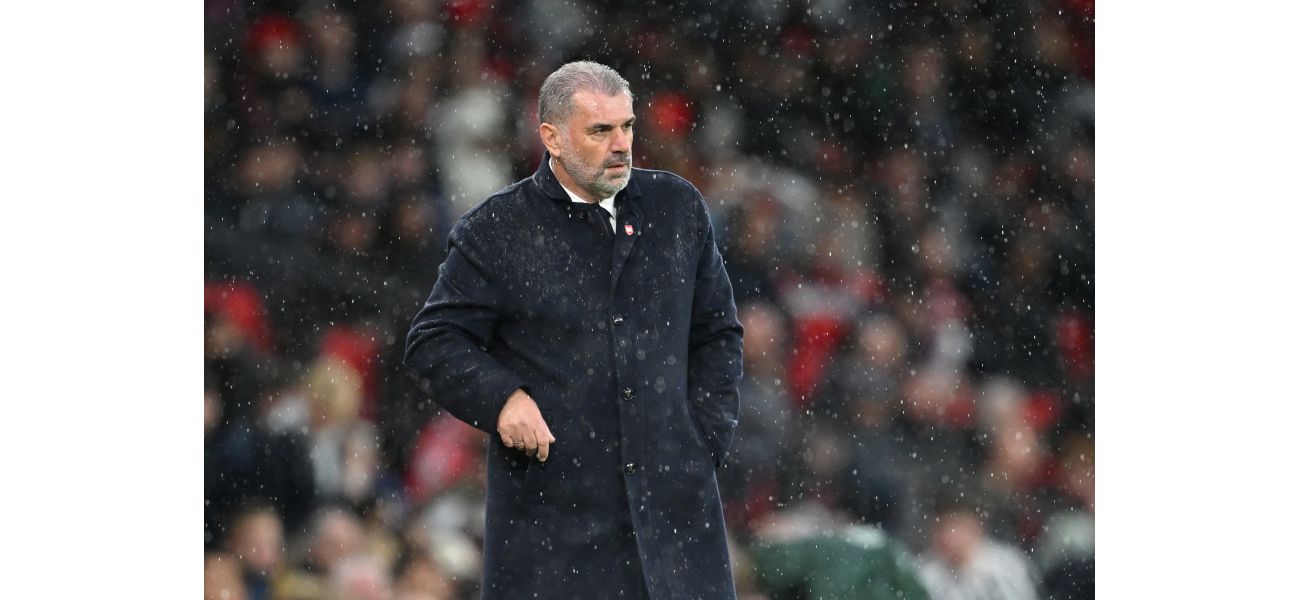 Tottenham denounces offensive anti-gay chants during victory against Manchester United.