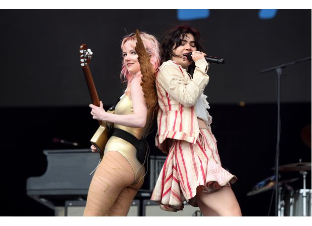 Band cancels concert last minute, leaving angry fans waiting inside