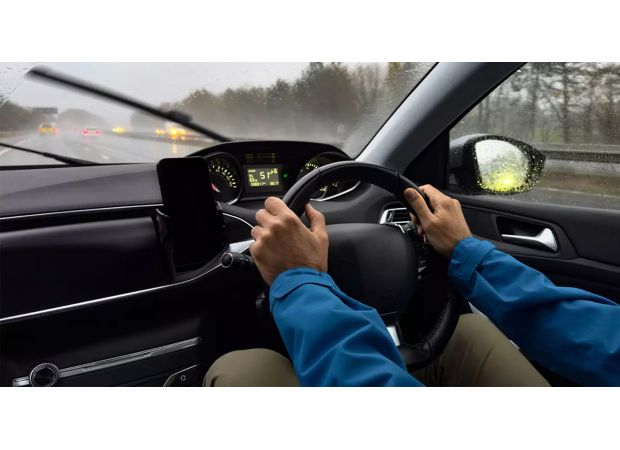 DVLA warns those who got their license before 2015 of potential £1,000 fine.