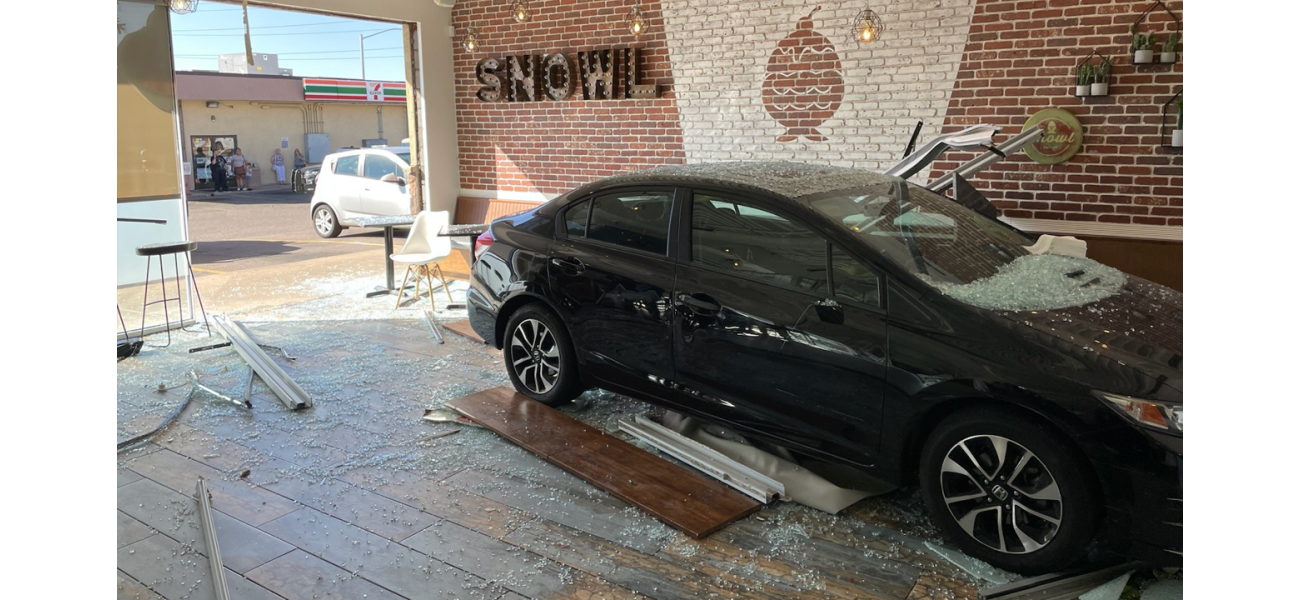 4 people hurt in Aurora ice cream shop crash caused by reckless driver.