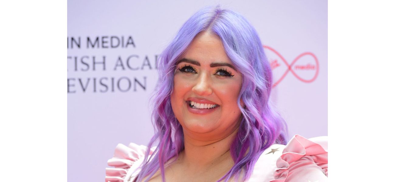 Gogglebox stars rally behind Ellie Warner as she accomplishes major milestone.