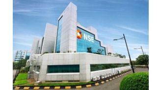 This week's stock market performance will be influenced by global trends and the activity of foreign investors, as it is shortened due to holidays.