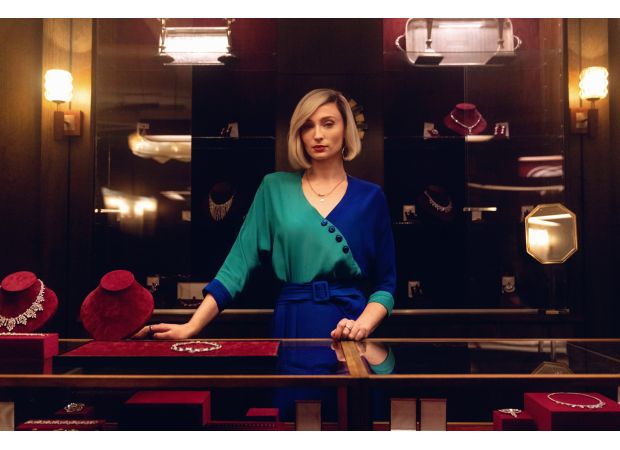 New ITV drama's lead actor excels in nostalgic 80s crime role.