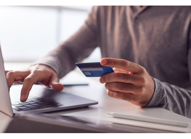 A sneaky credit card scam targeting Australians goes unnoticed due to its sophistication.