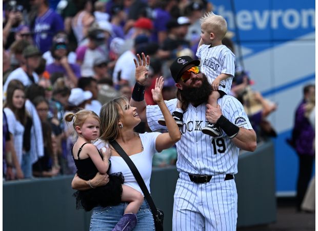 Charlie Blackmon says goodbye to Coors Field with strong emotions: 