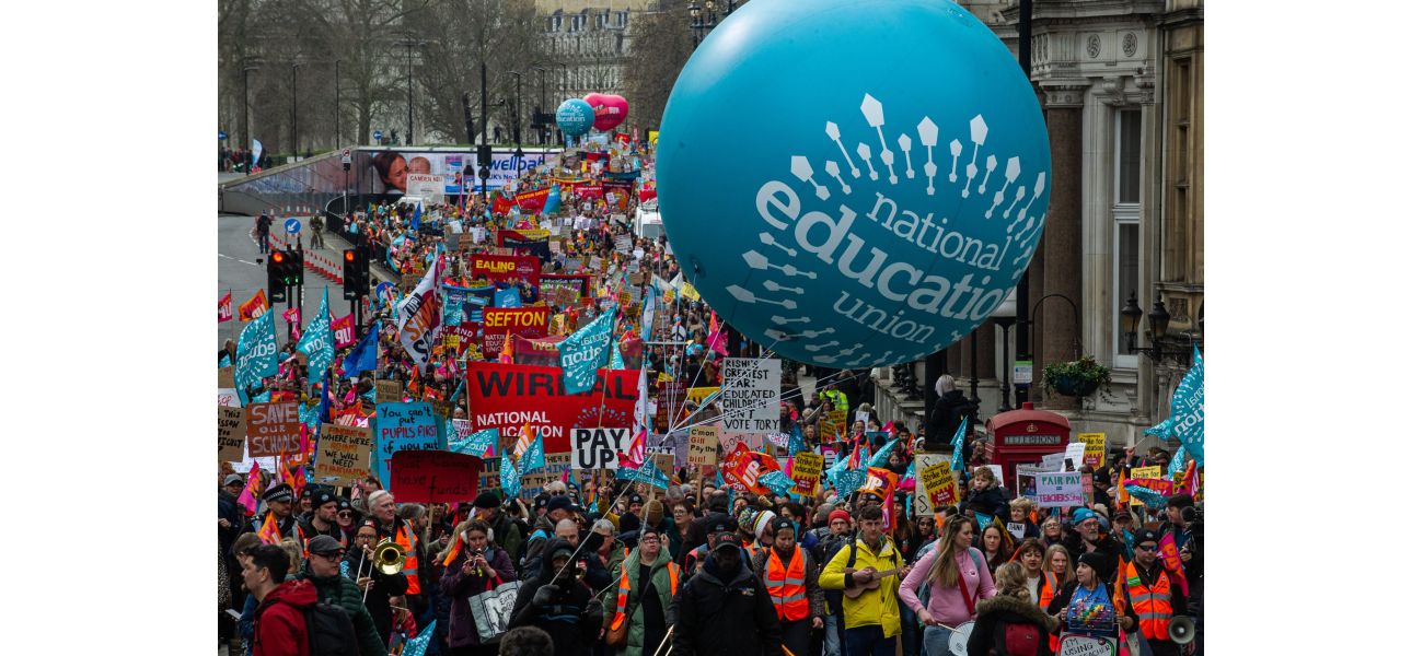 Teachers agree to accept 5.5% pay increase, ending prolonged strikes.