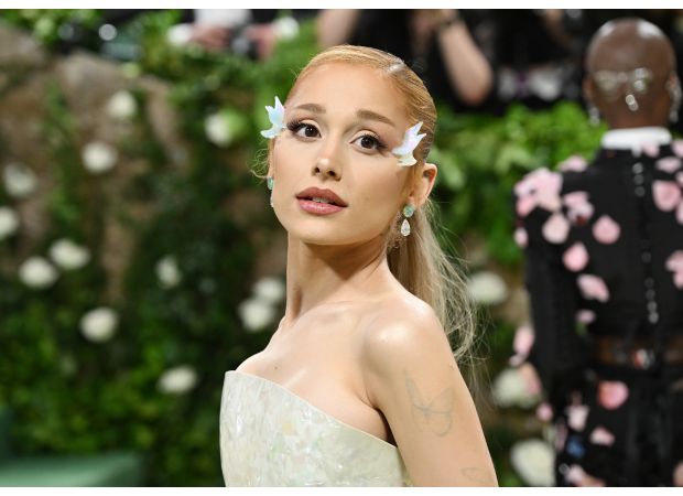 Ariana Grande stands up for her 