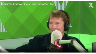 Singer James Blunt willing to change name to please fans if first album reaches top spot again.