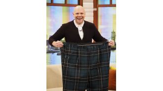 Celebrity chef Tom Kerridge admits to struggling with weight loss after consuming 162 pies in a span of 7 days.