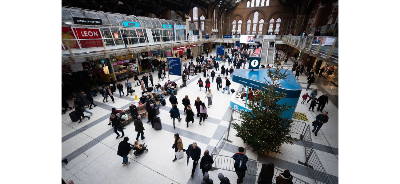UK's busiest train station will shut down for 8 days during the holiday season.