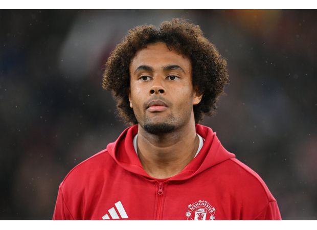 A Manchester United player is being praised as a skilled player despite losing the game against Spurs.