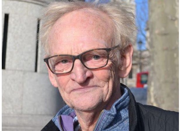 Robert Watts, known for his work on Star Wars and Indiana Jones, passes away at 86 years old.