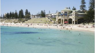 Bone discovered at well-known shore