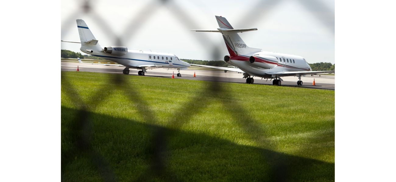 Collins and Doud argue that Massport should abandon its plans to expand private jet services.