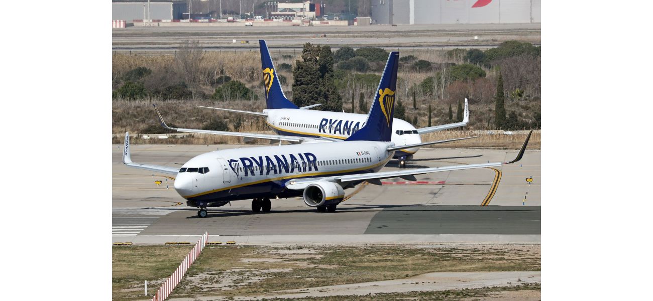 People leave plane due to flames on airport road