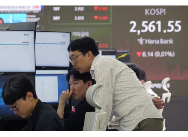 Stocks rise as hiring increases in September, boosting Wall Street.