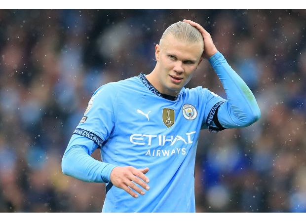 Rudiger believes only two defenders have the ability to stop Haaland.