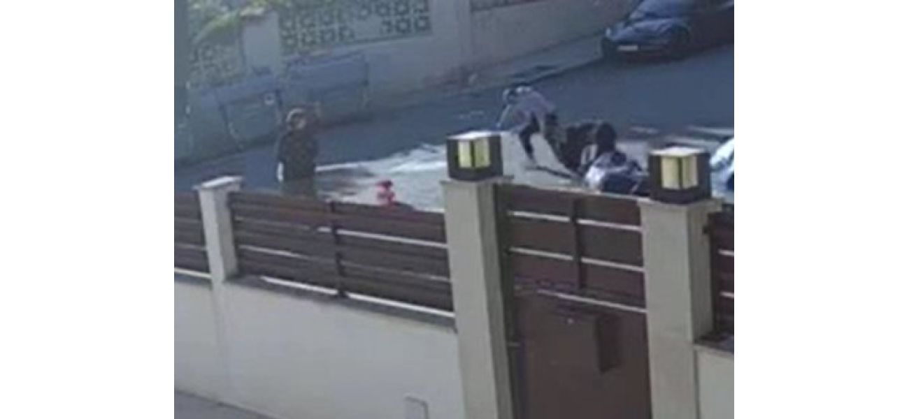British couple attempts to defend themselves against Italian gangster for expensive watch worth £67,000.