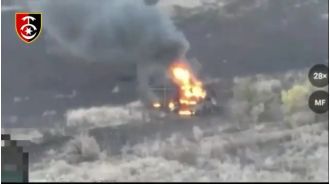 Ukrainian military drone drops molten thermite on Russian tank in rare video.