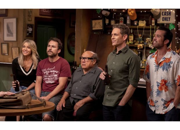 Two popular sitcoms, which have won awards, will have a special episode where they crossover.