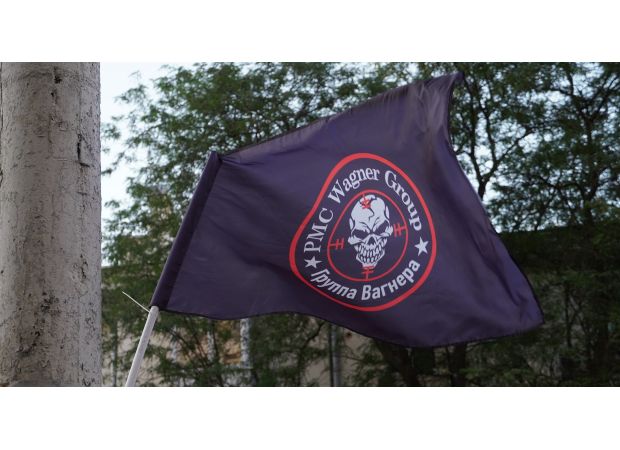 Former Wagner soldier caught on video violently attacking woman and sending it to her child.