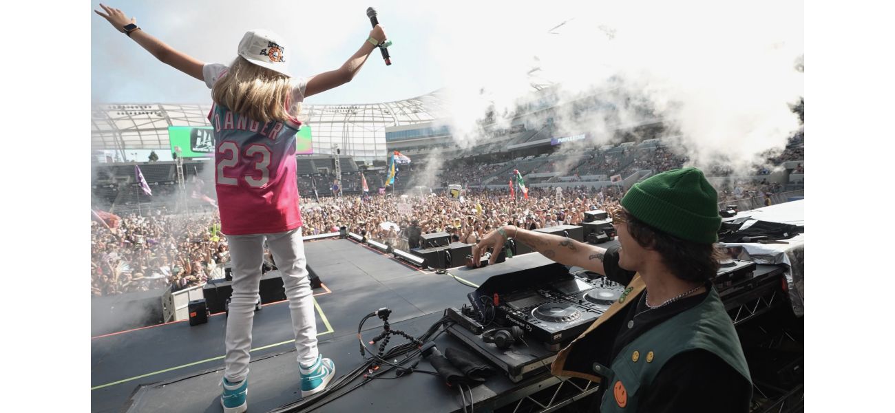 A 10-year-old girl is a famous DJ globally.