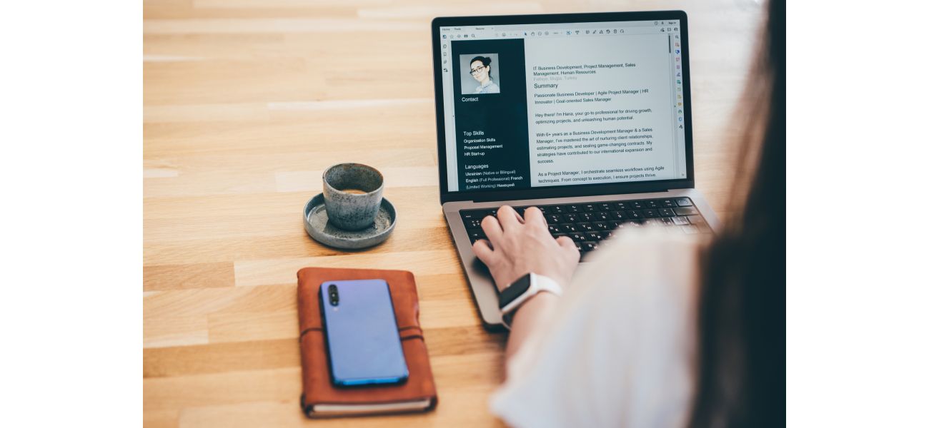 AI expert shares crucial job search advice to boost your chances of landing a job.