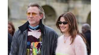 Daniel Craig has transformed from James Bond into a fashionable and rebellious icon, showcasing a captivating change in his middle years.