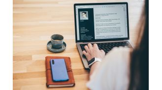 AI expert shares crucial job search advice to boost your chances of landing a job.