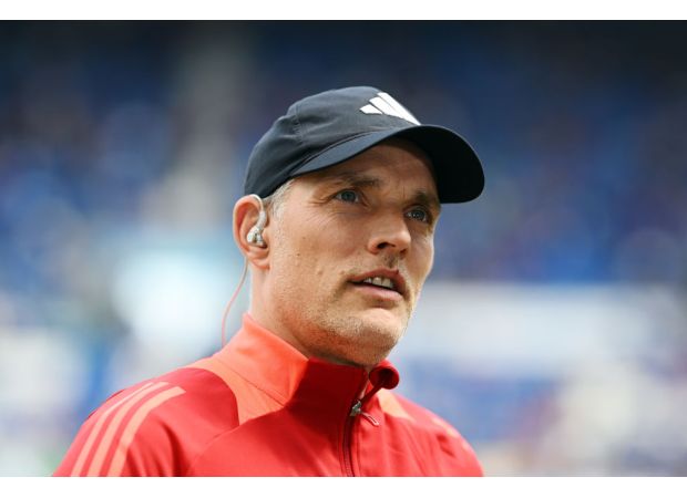 Man United considering hiring former Chelsea boss Tuchel to take over for ten Hag.