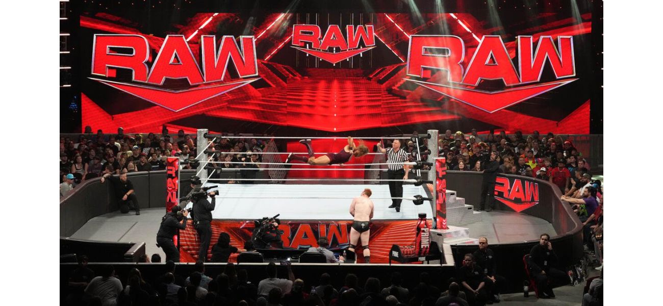 WWE fans are concerned for the top stars as Raw tonight marks the end of an era.