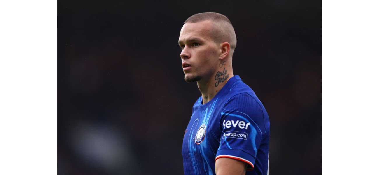 Chelsea TV host advises team to send out underwhelming Mykhailo Mudryk on loan.