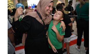Hundreds of Australians escaping Lebanon arrive in Sydney, bringing happiness and relief.