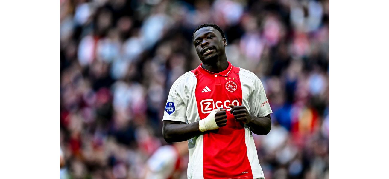 Former Manchester United target branded substandard by Marco van Basten 

Van Basten says Ten Hag's target, who was previously linked to Man Utd, is not up to par technically.