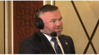 Rooney says Manchester United squad lacks something important.