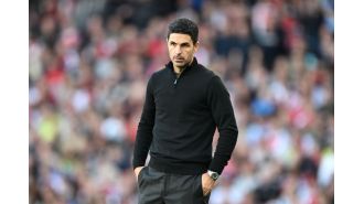 Former Arsenal player warns manager Arteta to avoid making a significant error in the upcoming season.