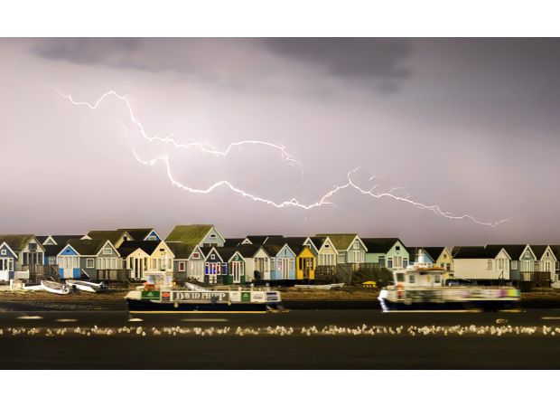 England will experience heavy rain and thunderstorms for 12 hours with rainfall ranging from 40-50 mm.