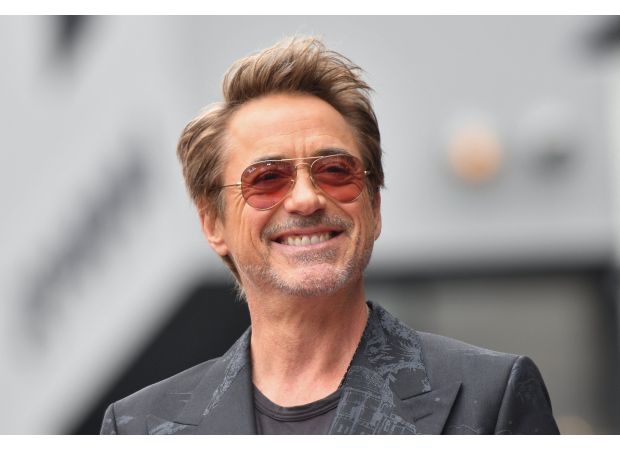 RDJ's appearance has drastically changed and we can't figure out the reason.