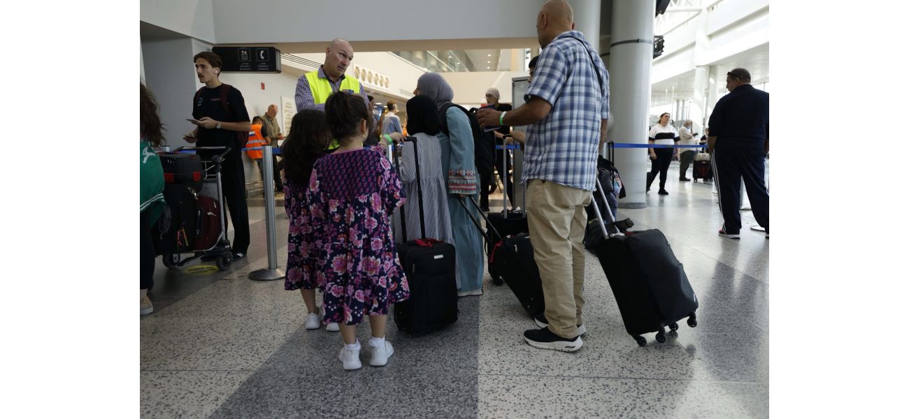 More people are not showing up for flights out of Lebanon to Australia.