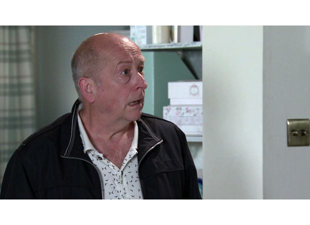 Geoff Metcalfe is worried about Yasmeen Nazir as his fame on Coronation Street increases.