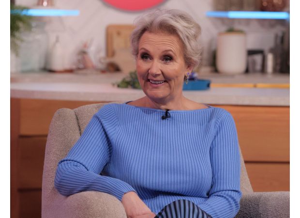 A famous star of Coronation Street pays tribute to a loved one after a heartbreaking loss.