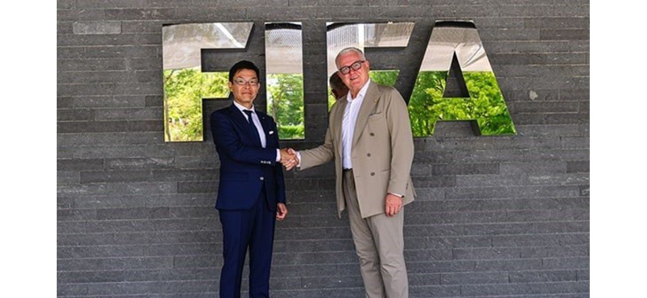 FIFA and Konami collaborate to introduce eFootball to the FIFAe World Cup.