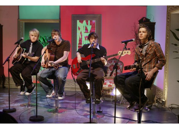 A popular 2000s band announces a major reunion tour in 2025 with a unique element.